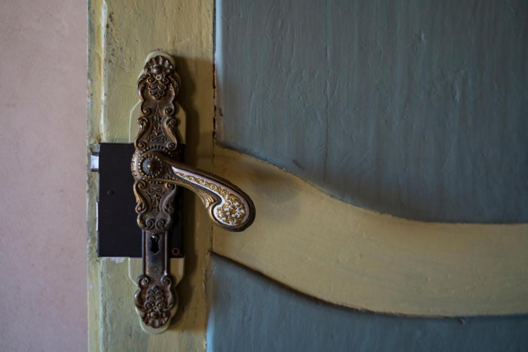 Отель Palazzo Laureano - Dimora Storica Tricarico Экстерьер фото